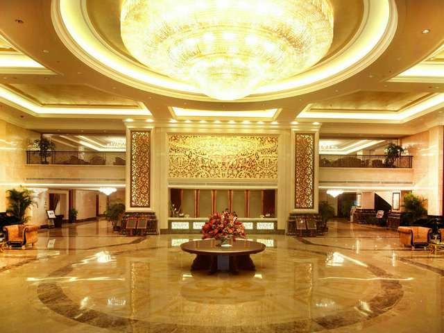 巨龍酒店：室內照明設計